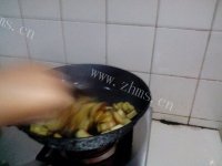 独特的油焖茄子做法图解5)