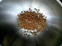 美味营养的爆玉米花做法图解2)