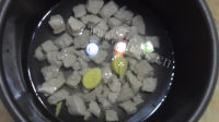 自制猪肉松做法图解4)