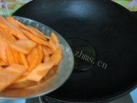 自制胡萝卜炒猪肝做法图解5)
