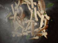 豆干炒芹菜自制做法图解3)