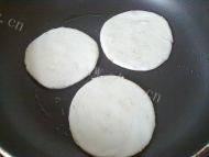 美味芝麻薄饼做法图解6)
