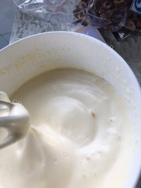 唇齿留香的蒸蛋糕做法图解2)