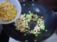 家常菠萝鸡炒饭做法图解6)