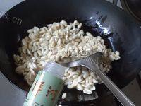 下酒菜麻辣酒鬼花生做法图解7)
