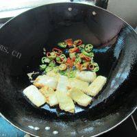家常菜茄子烧豆腐做法图解5)