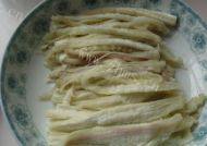 美味的蒜泥拌茄子做法图解5)