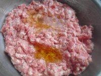 鲜甜香菇肉丸做法图解2)