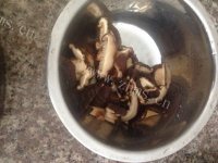 家常菜香菇蒸鸡做法图解2)