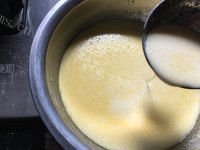 自制芒果班戟做法图解10)