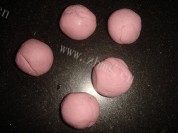 自制紫色玫瑰花做法图解3)