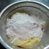 早餐吃炸土豆饼做法图解4)