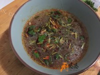 美味的酸汤饺子做法图解10)