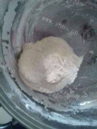 美味的香煎肉饼做法图解4)