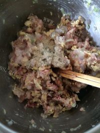 三鲜馅饺子做法图解5)