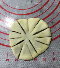 美味红豆泥菊花酥做法图解20)