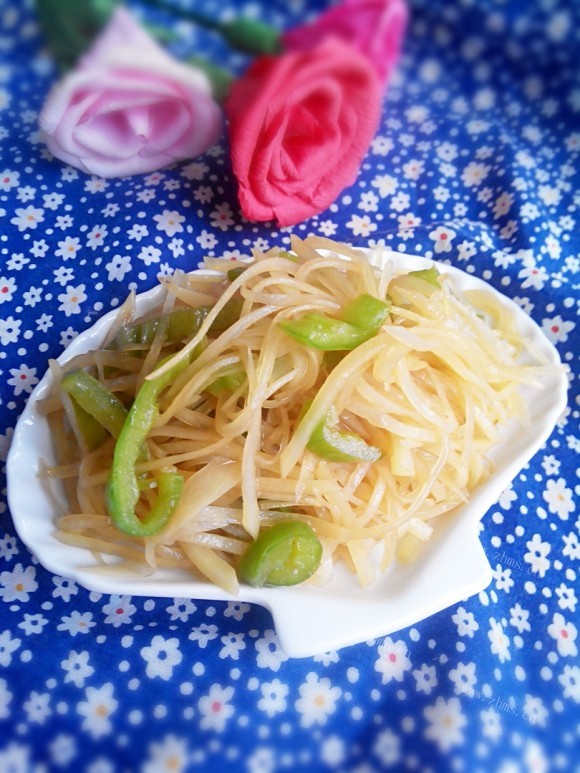 可口的尖椒土豆丝