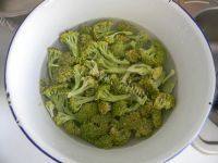易做的木耳西兰花做法图解2)