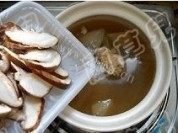 美味一锅炖之砂锅饺子的做法图解六