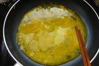 美味鸡蛋芝士吐司饺做法图解3)