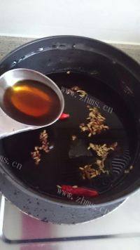 美味的酱香鸡爪做法图解3)