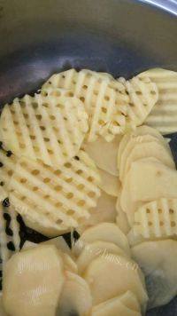 家常菜麻辣土豆做法图解1)