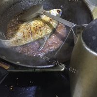 自制红烧野生鳊鱼的做法图解八