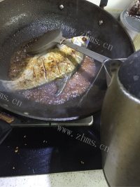 自制红烧野生鳊鱼做法图解8)