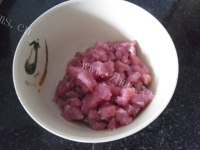 家常菜肉末炒四季豆做法图解3)