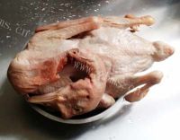 养生珊瑚菌炖鹅肉做法图解1)