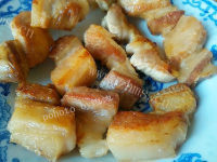 美味的海带结红烧肉做法图解7)