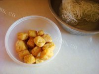 简易牛肉粉丝汤做法图解3)
