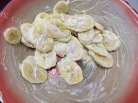 自制香蕉披萨做法图解7)