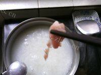 #美食记#皮蛋瘦肉粥做法图解6)
