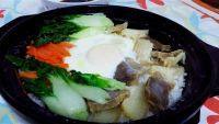 美味的腊肉煲仔饭