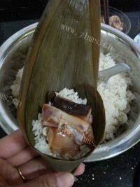 美味香菇鸡肉粽做法图解11)
