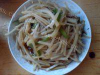 家常菜猪肉炒土豆丝
