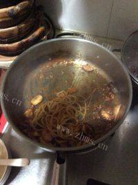 美味的黑胡椒牛排做法图解5)