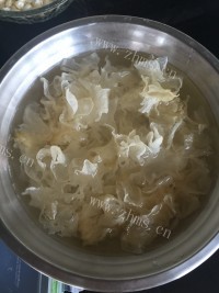 我的银耳玉米糖水做法图解1)