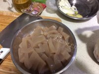 劲道爽口的麻辣魔芋条做法图解1)