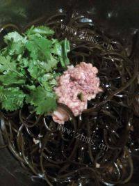 味道不错的凉拌海带丝做法图解2)