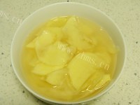 家常菜土豆烧牛肉做法图解3)