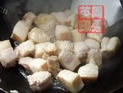 大蒜子烧肉做法图解2)