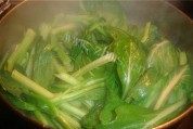 家常菜牛肉炒菜心做法图解3)