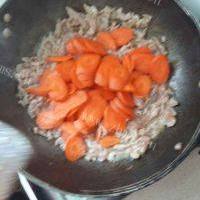 胡萝卜香菇炒肉丝的做法图解五