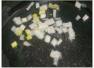 美味的青菜豆腐汤做法图解5)