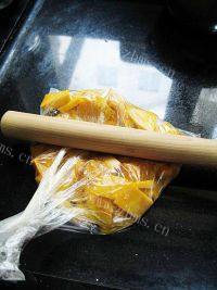 自创南瓜红豆饼做法图解4)