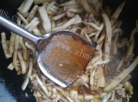 好吃的韭菜炒茄子做法图解6)