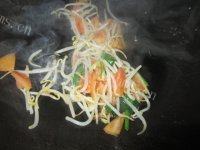自己做的西红柿菠菜面做法图解4)