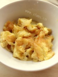 美味的什锦蛋炒饭做法图解3)